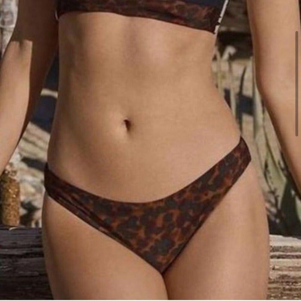 NWT pilyq Anthropologie reversible cheetah wild heart ruched full bikini bottom